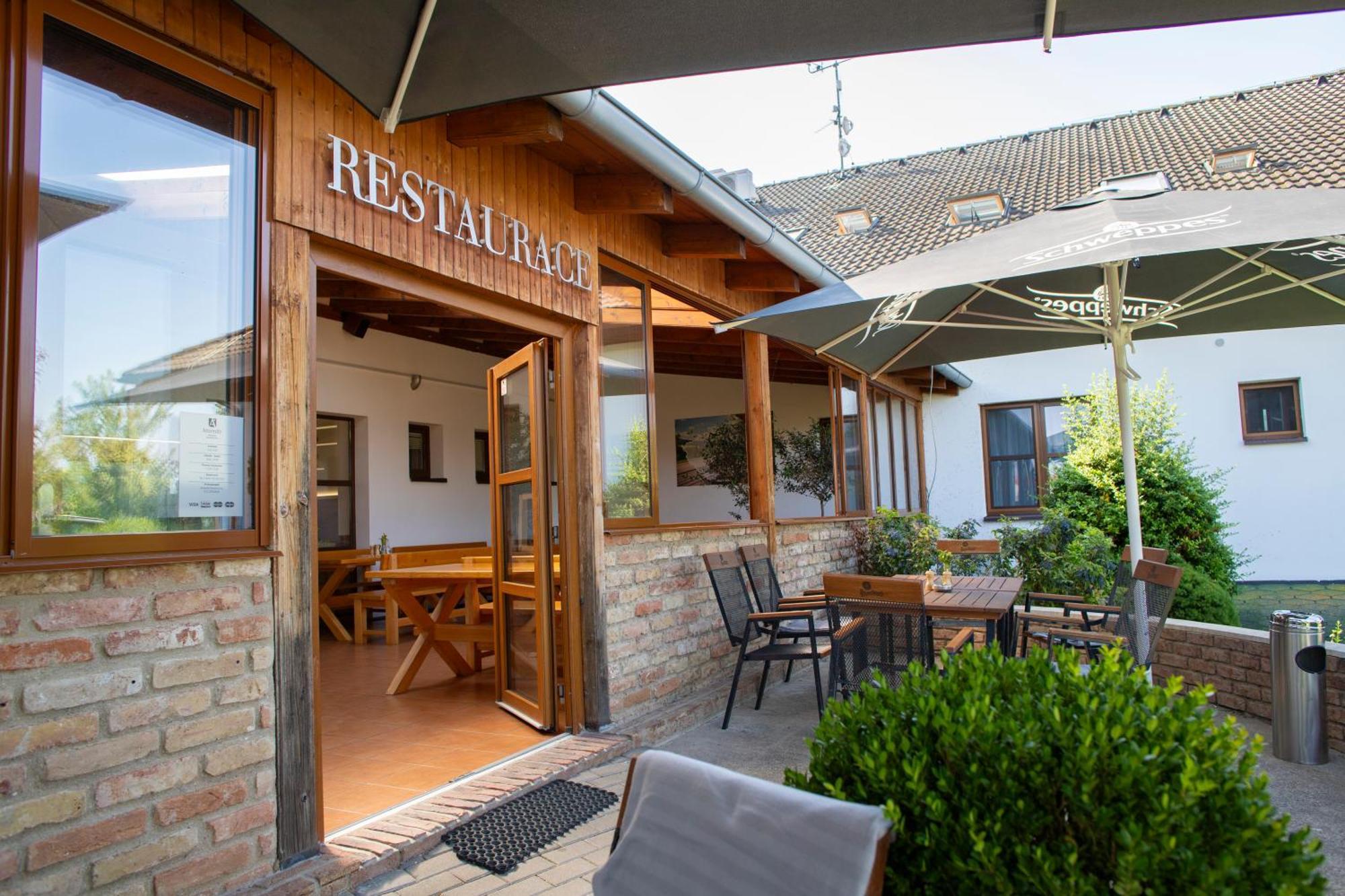 Amenity Penzion Horni Vestonice Horní Vestonice Exterior foto